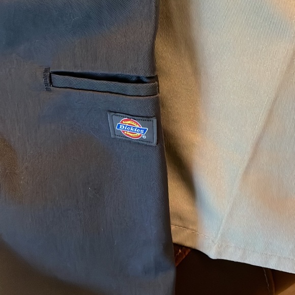 Shorts - Picture 3 of 7